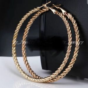 💓3 for $15 Gold tone twist big hoop earrings sexy